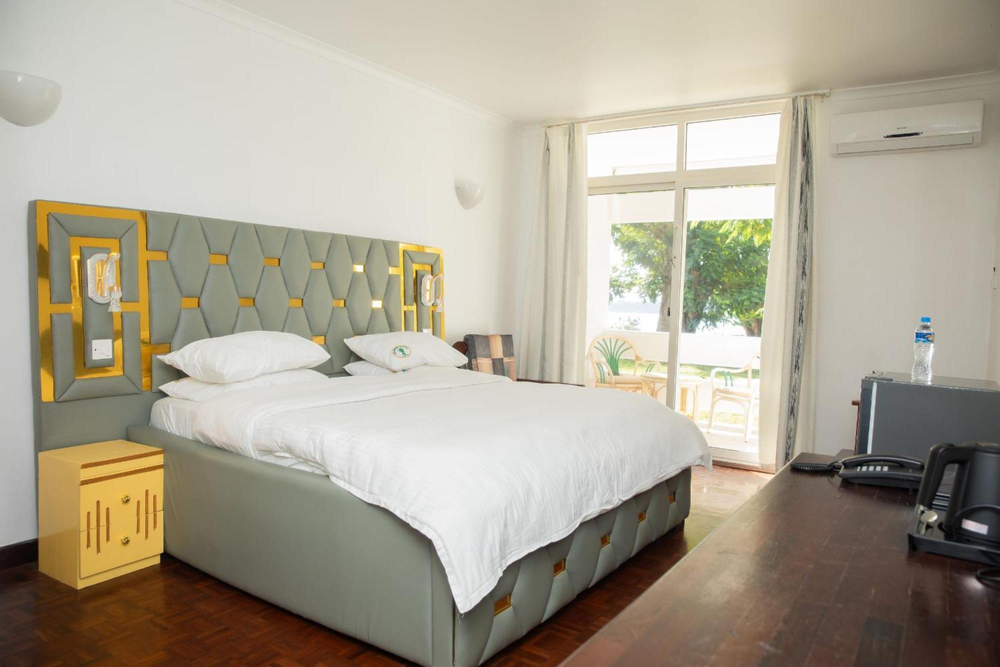 Mkonge Hotel Tanga Buitenkant foto